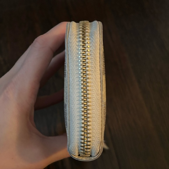 Louis Vuitton Clémence Wallet - Picture 6 of 11